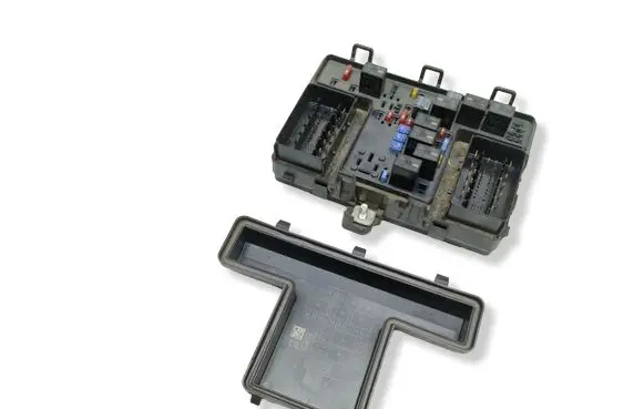 Ford Edge II Fuse module 23342025