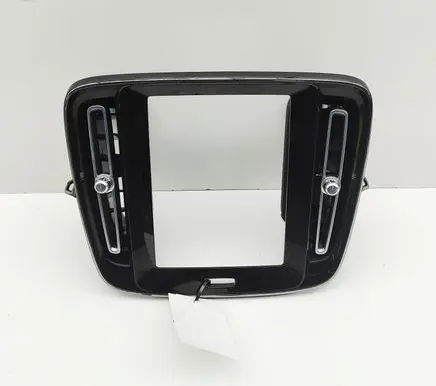 Volvo XC40 Radio/GPS head unit trim 31442628 31442627