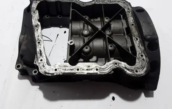 Renault Trafic II (X83) Oil sump 8200600642