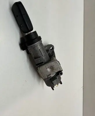 Audi A4 S4 B6 8E 8H Ignition lock 4B0905851C