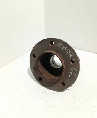 Renault Master II Rear wheel hub