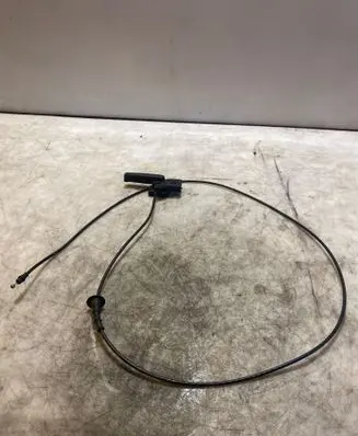 Engine bonnet/hood lock release cable