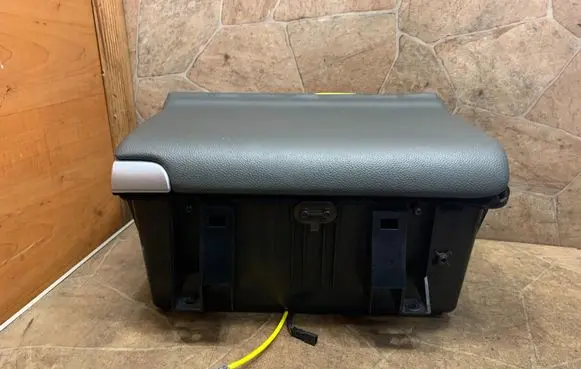 Mercedes-Benz SL R230 Glove box A2308101941