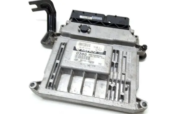 Hyundai i20 (PB PBT) Engine control unit/module 3910003256 9001040380KD GPBB52DFS05000