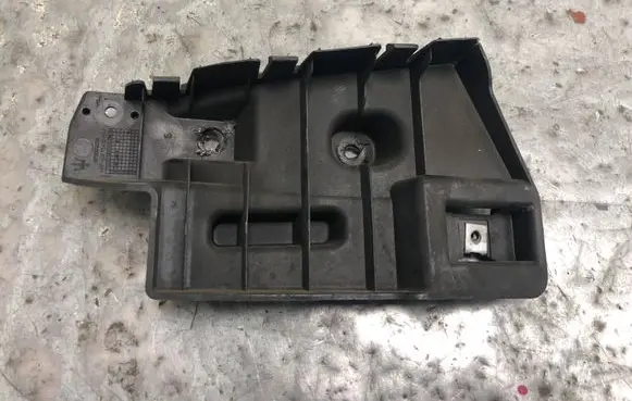 Maserati Quattroporte Rear bumper mounting bracket 670003326BILI 670003326