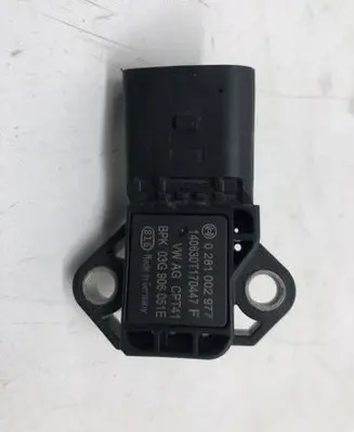 Volkswagen Golf VII Air pressure sensor 03G906051E 0281002977