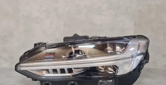 Volvo S90, V90 Headlight/headlamp 32338924 89916517