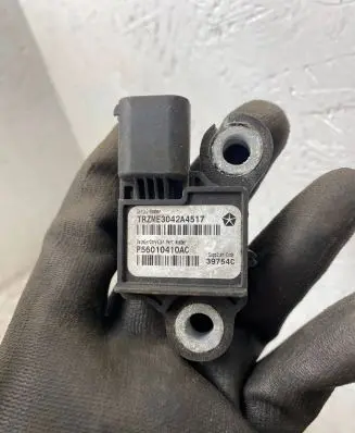 Jeep Grand Cherokee (WJ) Airbag deployment crash/impact sensor P56010410AC TRFME3042A4517