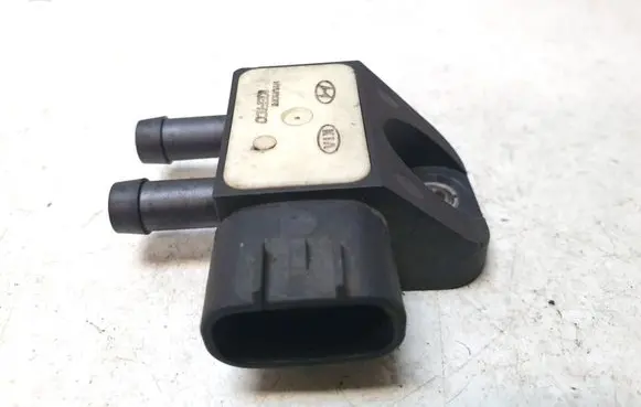 KIA Sorento Exhaust gas pressure sensor 392102F600