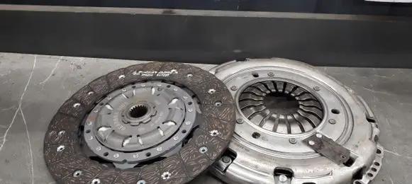 Opel Zafira B Clutch set kit 324070410