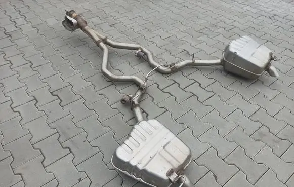 Muffler/silencer