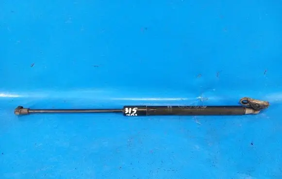 Toyota Prius xw60 Shock absorber/damper mounting bracket 689600W860