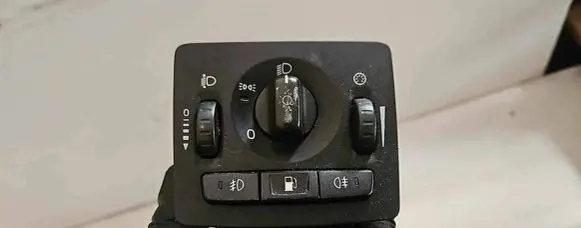 Volvo V50 Light switch 30669736 19206