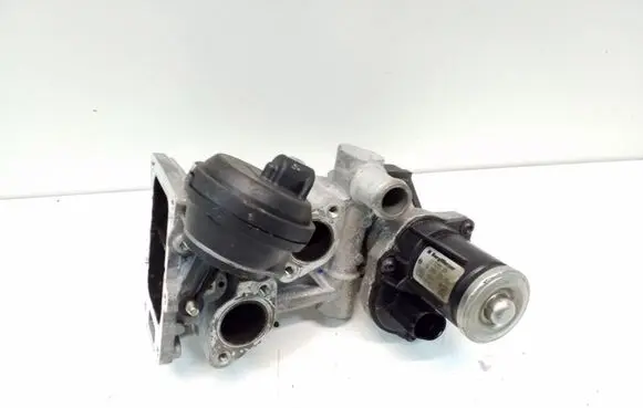Volkswagen Jetta VI EGR valve 0280751016 11725509