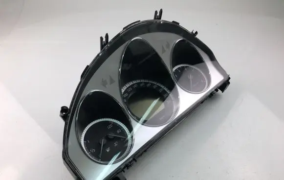 Mercedes-Benz C AMG W204 Speedometer (instrument cluster) A2045409048