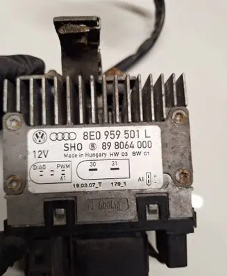 Audi A4 S4 B6 8E 8H Coolant fan relay 8E0959501L 898064000