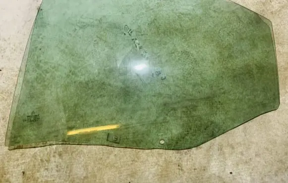 Citroen Xsara Rear door window glass