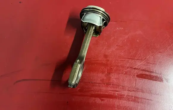 BMW X3 F25 Piston with connecting rod 7624408 7645958 764595801