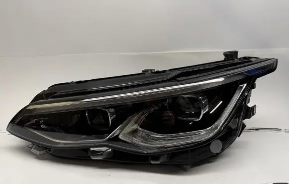 Volkswagen Golf VIII Headlight/headlamp 5H1941035