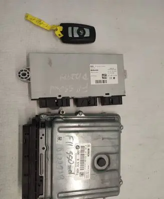 BMW 5 F10 F11 Engine ECU kit and lock set 9301518 8572455