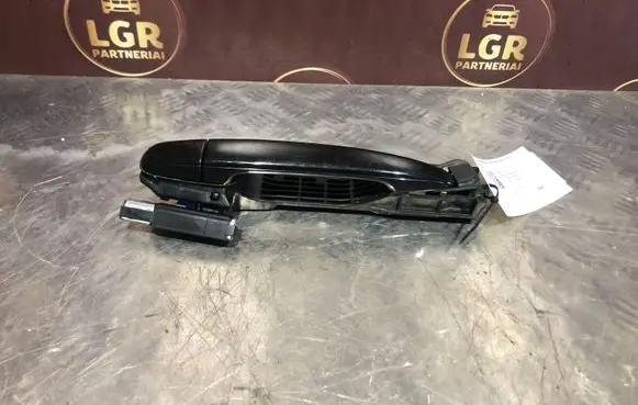 Rear door exterior handle
