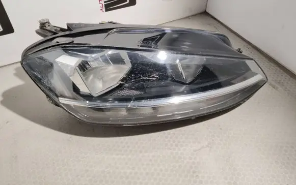 Volkswagen Golf VII Headlight/headlamp 5G1941006D 1EB01306602
