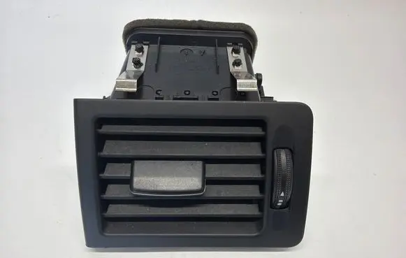 Mercedes-Benz C W204 Dashboard side air vent grill/cover trim A2048301354