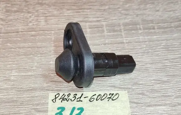 Sensor