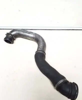 BMW 5 E60 E61 Intercooler hose/pipe 7787468