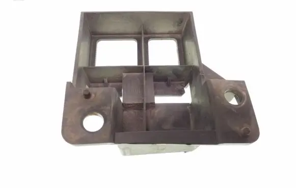 Mercedes-Benz Sprinter W906 Front bumper mounting bracket A9068850263