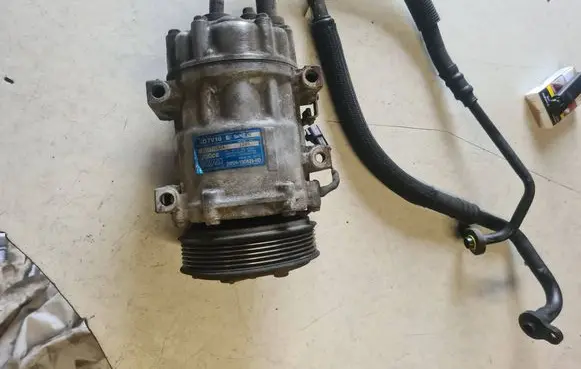 Volvo V50 Air conditioning (A/C) compressor (pump) SD7V16 2802710524 3M5H19D629HD