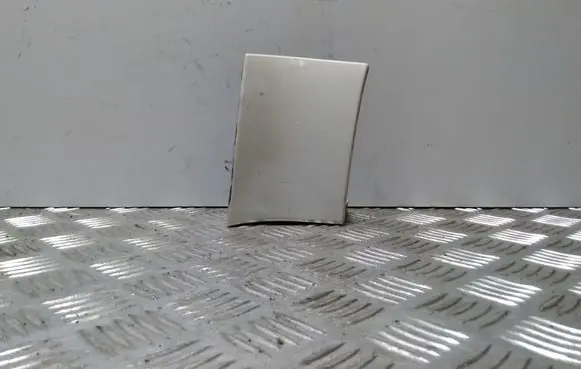 Rear bumper corner part panel trim