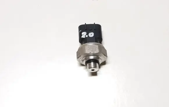 Toyota RAV 4 (XA30) Air conditioning (A/C) pressure sensor 4990007880