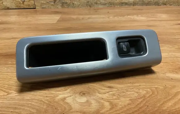 Volvo V50 Electric window control switch 8663813 BSW467