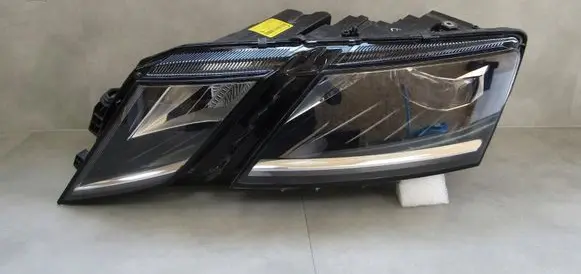 Skoda Octavia Mk3 (5E) Headlight/headlamp 5E1941015F