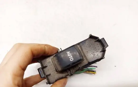 Lexus RX 300 Electric window control switch 8403048070