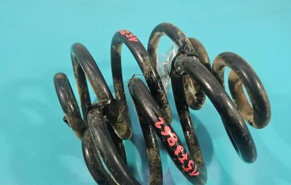 Volkswagen Transporter - Caravelle T4 Rear coil spring IMPRK1573862