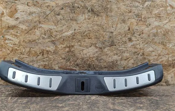 Acura ZDX Trunk/boot sill cover protection 84640SZN