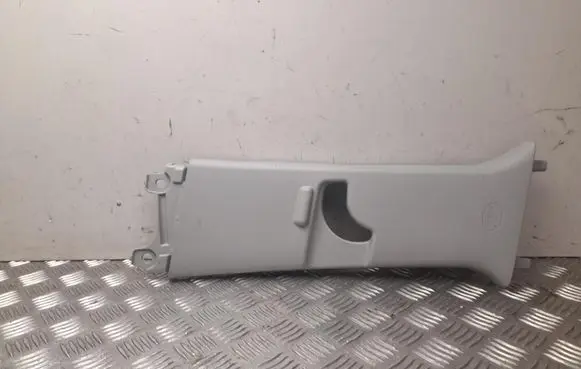 Toyota Yaris Cross (B) pillar trim (top) 624120D340