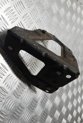Audi A6 S6 C6 4F Fender mounting bracket 4F0821136A