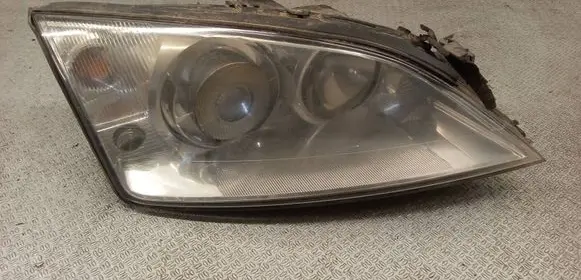 Ford Mondeo Mk III Headlight/headlamp 1S7113005CH 0301174272 1S7112B655AA