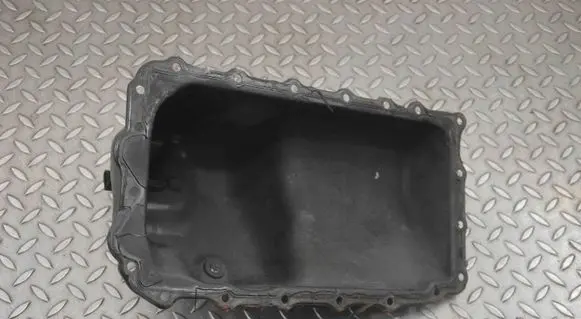 Oil sump