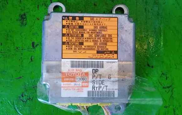 Toyota Corolla Verso E121 Airbag control unit/module