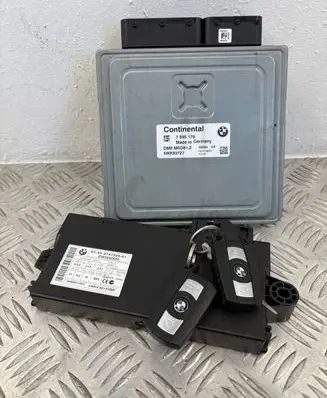 BMW 3 E90 E91 Engine control unit/module 7595179