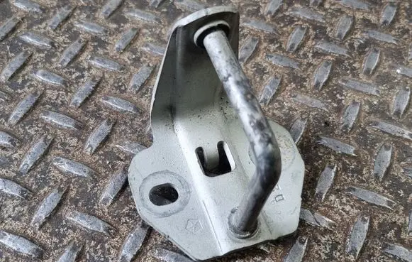 Ram 1500 Engine bonnet/hood lock/latch loop/hook 