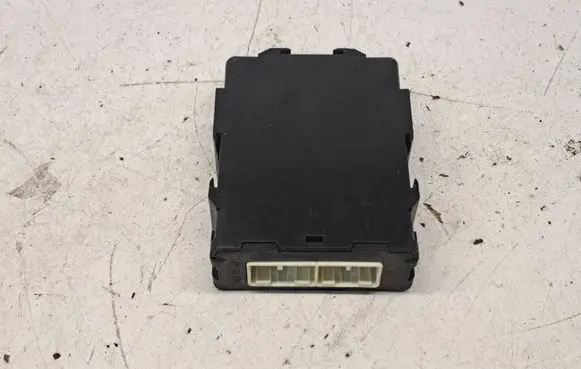 Toyota Auris 150 Other control units/modules 8953575010