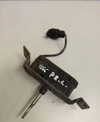 Volvo V70 Headlight wiper motor 0390206218