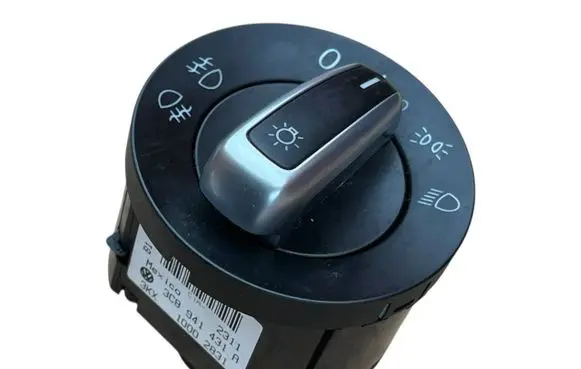 Volkswagen Golf VI Light switch 3C8941431A 10002831