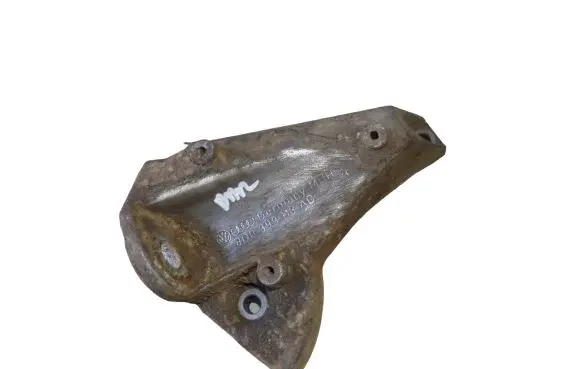 Audi A6 S6 C5 4B Gearbox mounting bracket 8D0399113AC