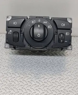 BMW 5 E60 E61 Light switch 6925286 33290102 00030928058001